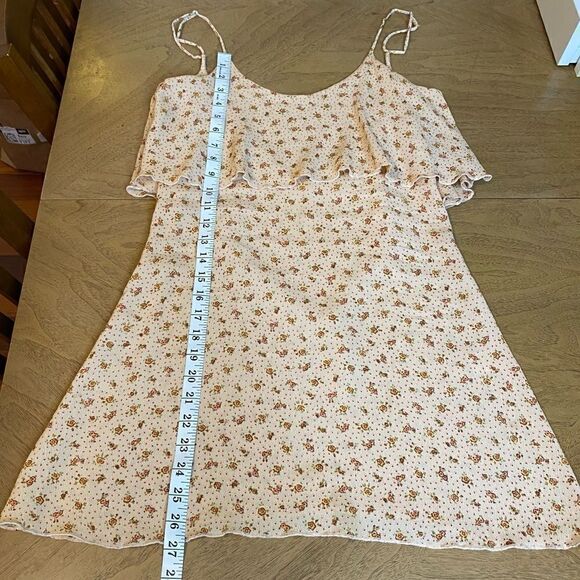 Revolve Blu Moon Cream Floral Rose Print Summer Lovin Mini Dress Size XS - Picture 10 of 11